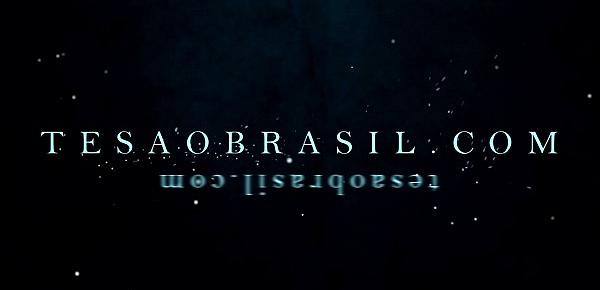  RABUDA LEVOU PAU NO CU CHEIO DE ÓLEO dominadornegrosp angelhotoficial produtora tesao brasil SE INSCREVA NO CANAL PARA MAIS VIDEOS DE ANAL Twitter @angelhotoficial Insta @loiratopofici